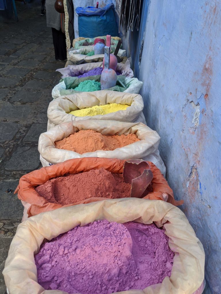 Powdered paint in rainbow order